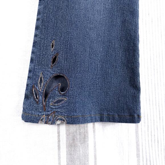 Y2K Vintage Gasoline Jeans Womens 11 Blue Embroidered Flare‎ Bootcut Low Rise - Picture 2 of 14